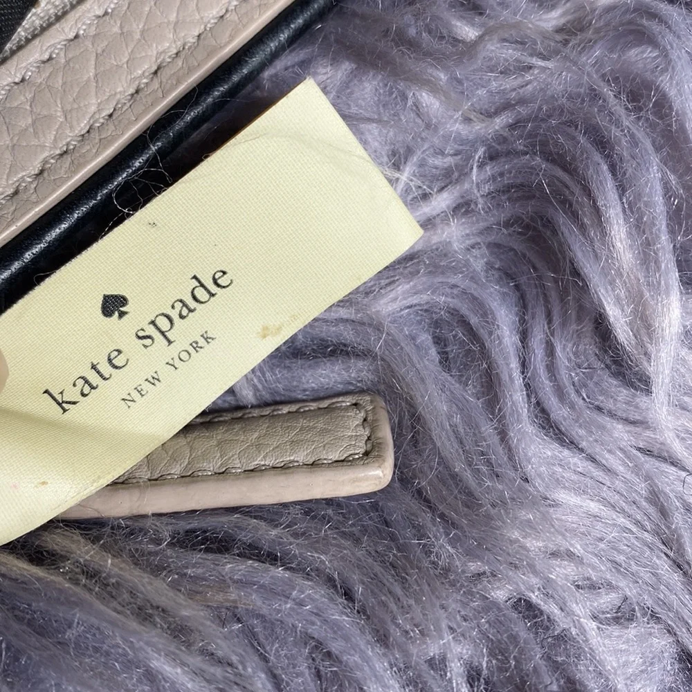 Kate Spade New York Chester street dessi Crossbody Bag Beige Strap Tassel